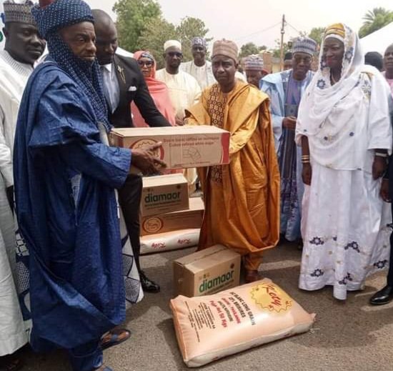 Mois du Ramadan 2024 : La Fondation Table Ouverte WA-KE-CO offre des kits alimentaires aux musulmans de Garoua