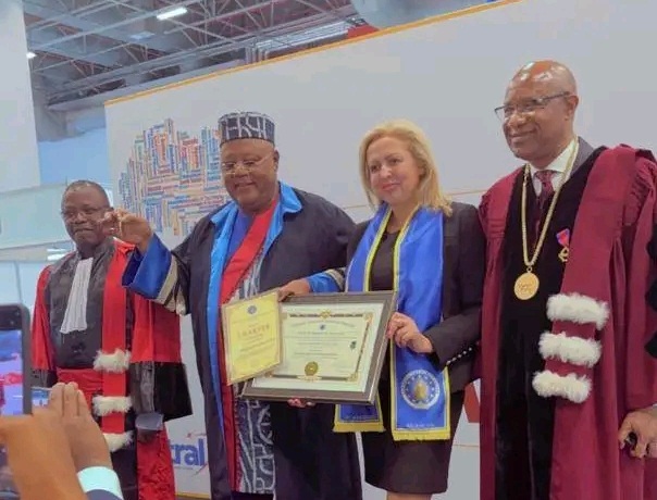 Dieudonné BOUGNE: Désormais Dr. Honoris Causa et membre de l’Académie Européenne des Sciences